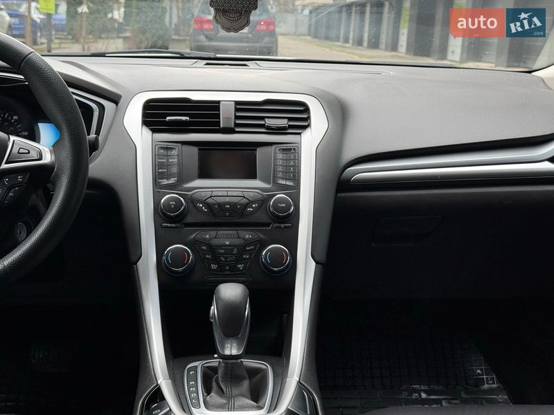 Седан Ford Fusion 2013 в Ивано-Франковске