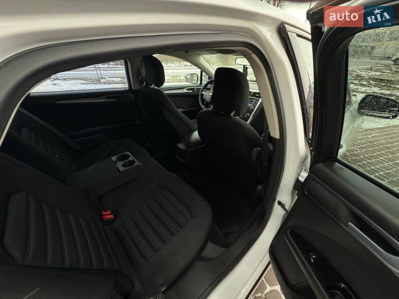 Седан Ford Fusion 2013 в Ивано-Франковске