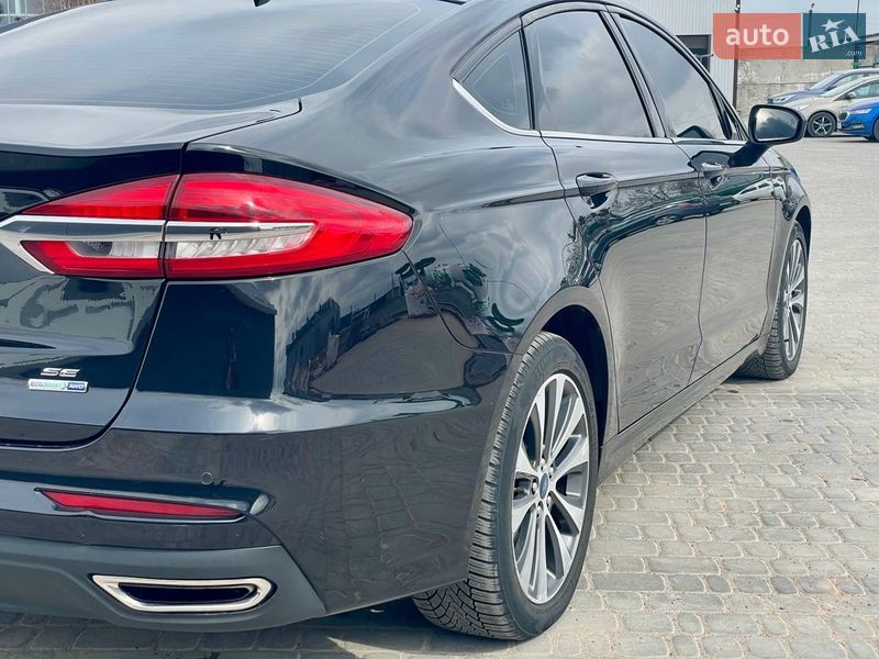 Седан Ford Fusion 2019 в Житомире
