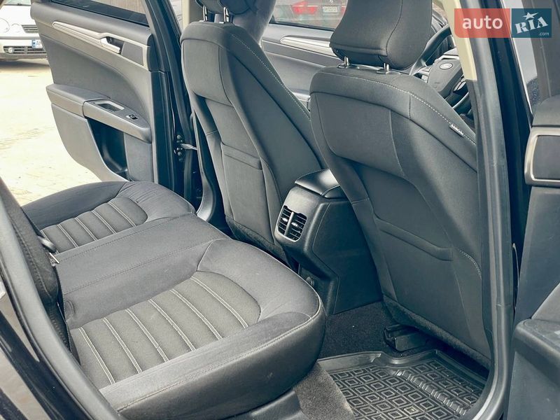 Седан Ford Fusion 2019 в Житомире