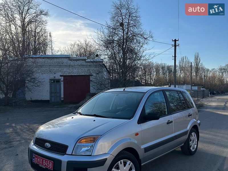 Хэтчбек Ford Fusion 2006 в Хороле фото 3 Хэтчбек Ford Fusion 2006 в Хороле