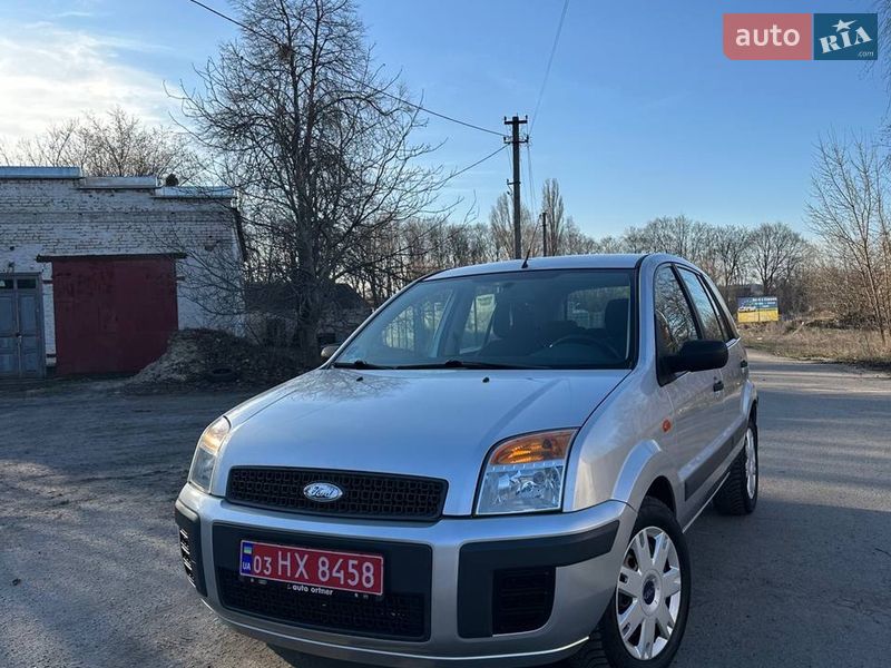 Хэтчбек Ford Fusion 2006 в Хороле фото 7 Хэтчбек Ford Fusion 2006 в Хороле