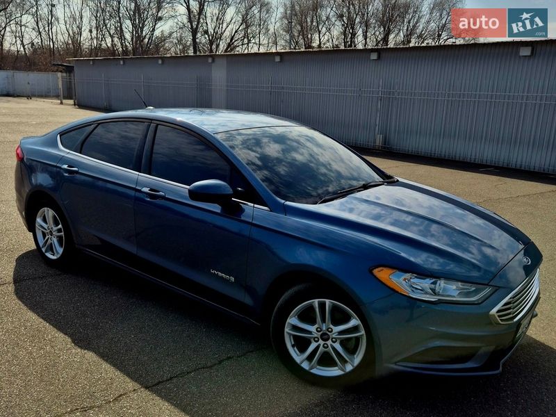 Седан Ford Fusion 2018 в Киеве фото 3 Седан Ford Fusion 2018 в Киеве