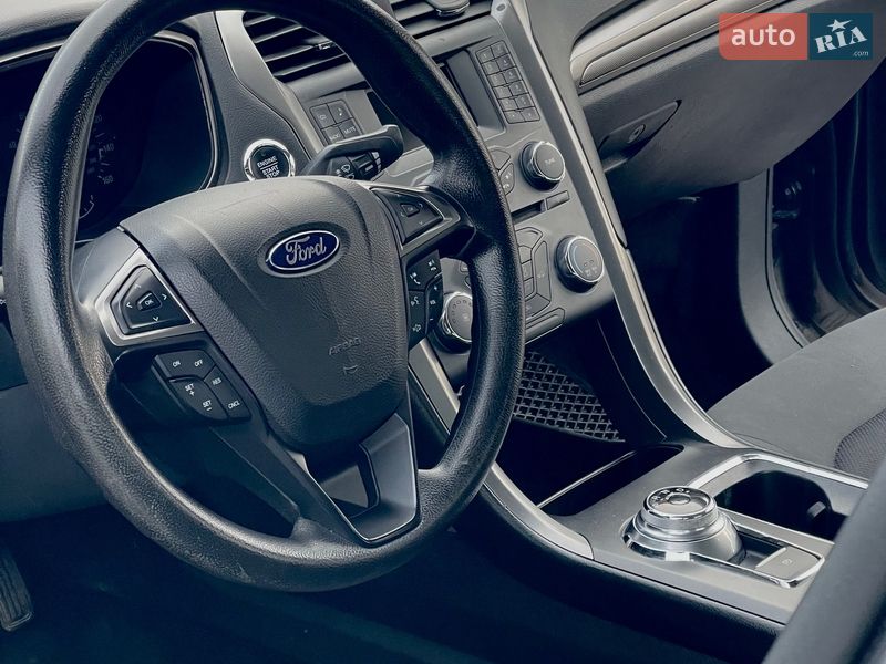 Седан Ford Fusion 2016 в Киеве фото 12 Седан Ford Fusion 2016 в Киеве