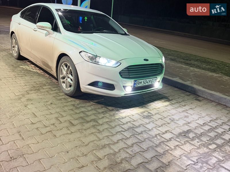 Седан Ford Fusion 2015 в Ромнах фото Седан Ford Fusion 2015 в Ромнах