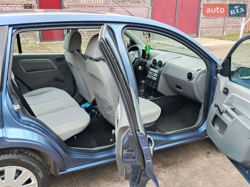 Хэтчбек Ford Fusion 2005 в Чернигове фото 17 Хэтчбек Ford Fusion 2005 в Чернигове