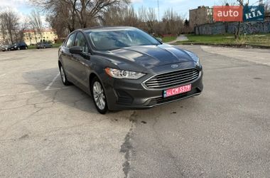Седан Ford Fusion 2019 в Запорожье