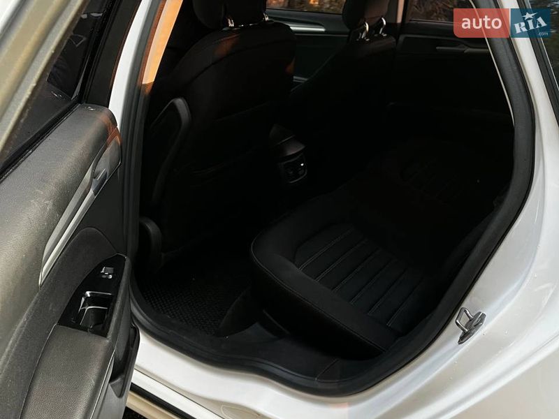 Седан Ford Fusion 2013 в Днепре фото 4 Седан Ford Fusion 2013 в Днепре