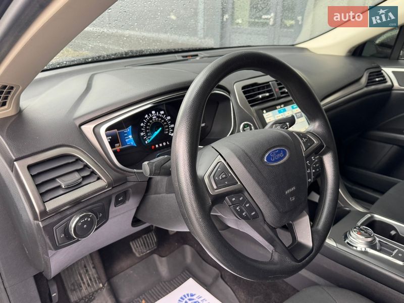 Седан Ford Fusion 2016 в Киеве фото 10 Седан Ford Fusion 2016 в Киеве