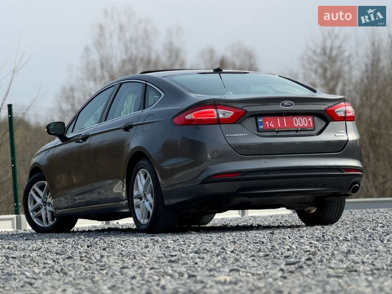 Седан Ford Fusion 2016 в Дрогобыче