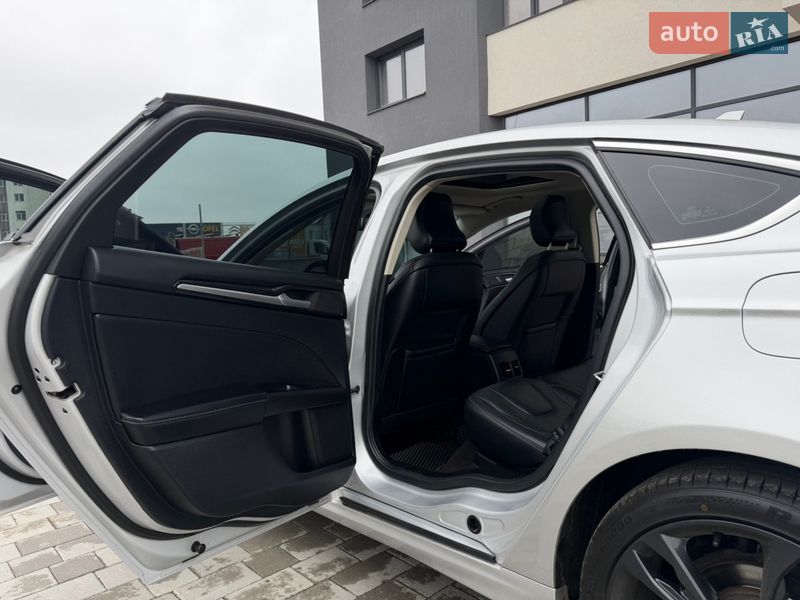 Седан Ford Fusion 2019 в Ивано-Франковске