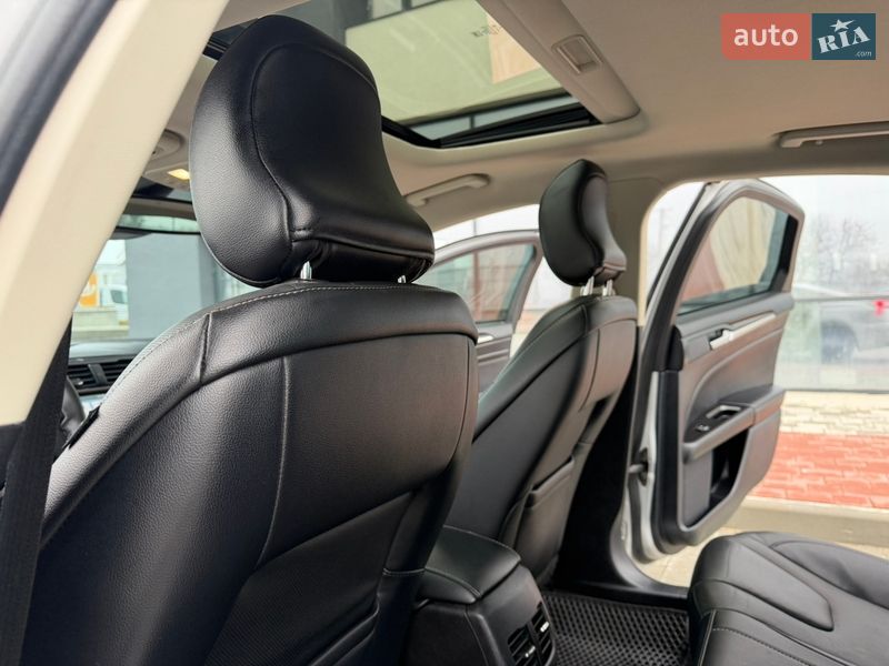 Седан Ford Fusion 2019 в Ивано-Франковске
