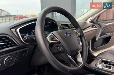 Седан Ford Fusion 2019 в Ивано-Франковске