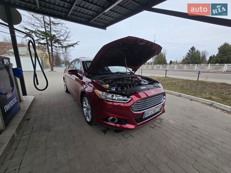 Седан Ford Fusion 2015 в Сарнах фото 4 Седан Ford Fusion 2015 в Сарнах
