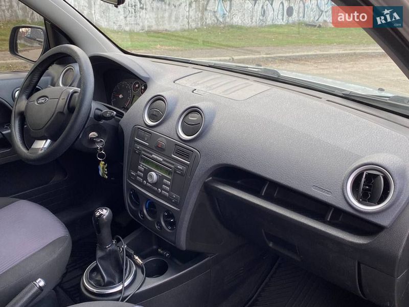 Хэтчбек Ford Fusion 2011 в Киеве