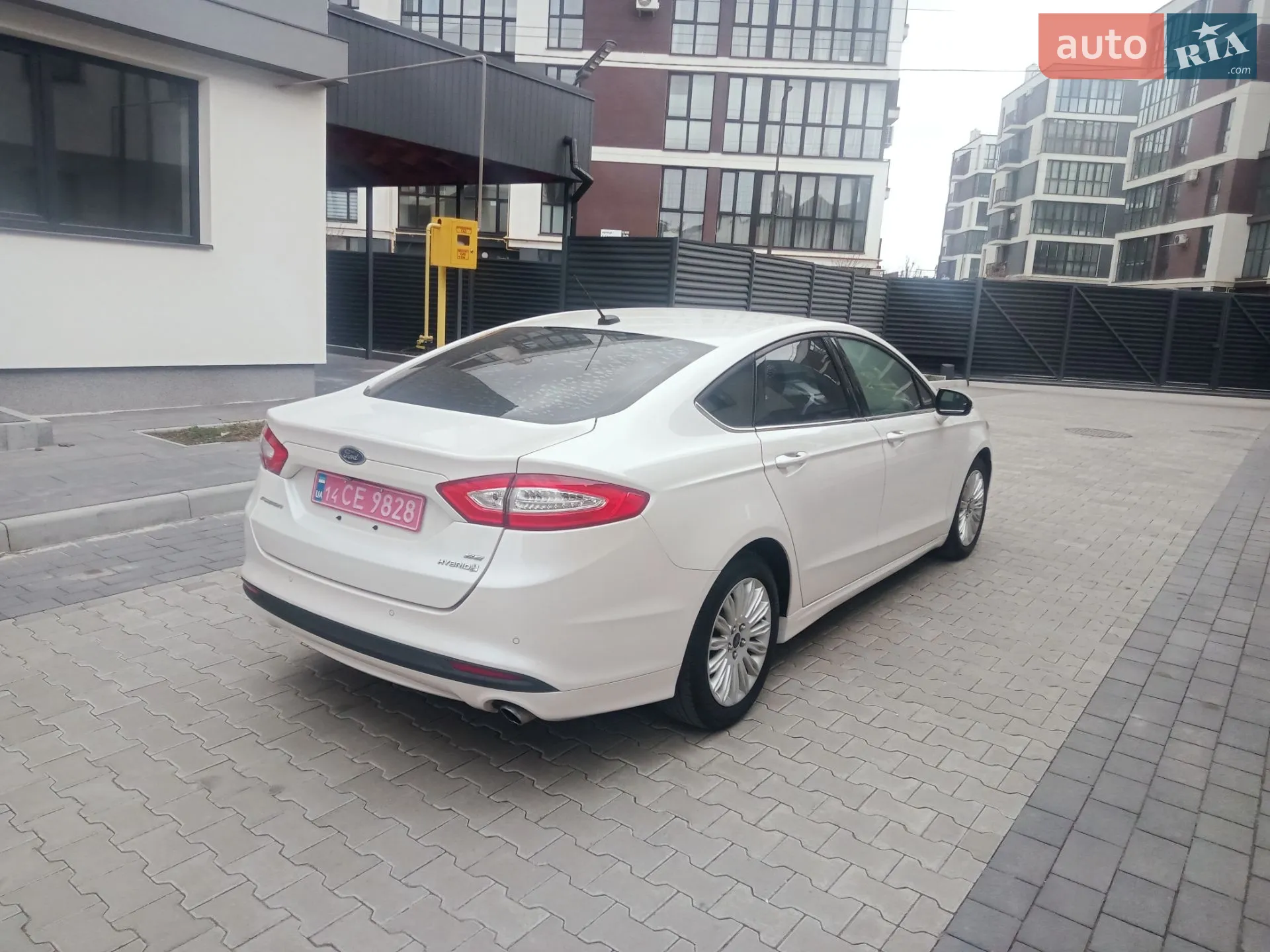 2016 Ford Fusion - мініатюра 8