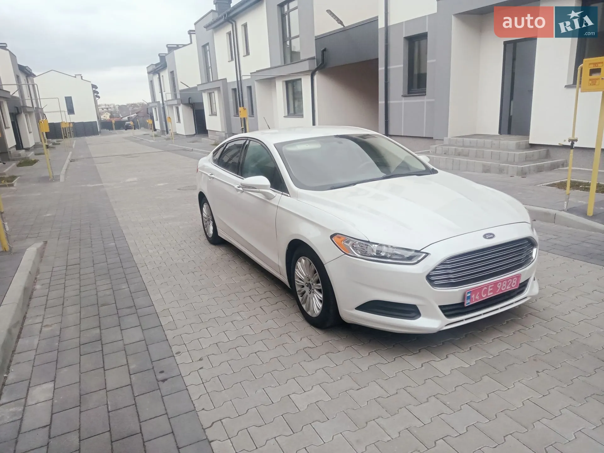 2016 Ford Fusion - мініатюра 11