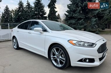 Седан Ford Fusion 2015 в Києві
