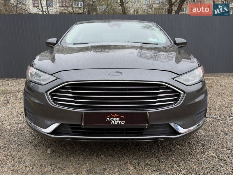 Седан Ford Fusion 2019 в Ивано-Франковске