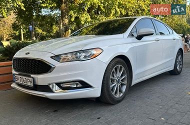 Седан Ford Fusion 2016 в Измаиле