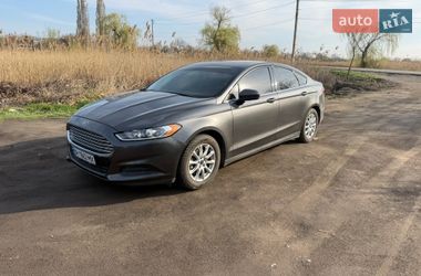 Седан Ford Fusion 2015 в Кривому Озері