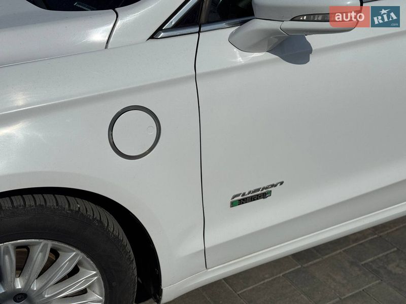 Седан Ford Fusion 2016 в Луцьку