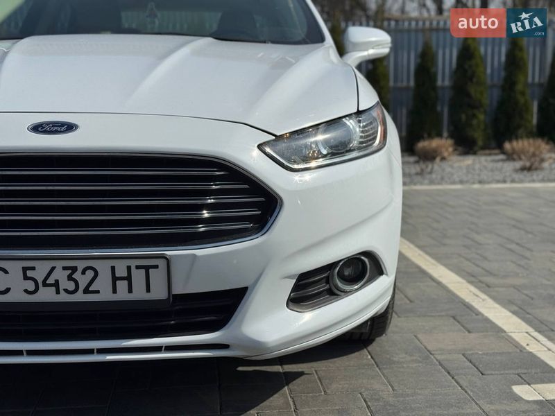 Седан Ford Fusion 2016 в Луцьку