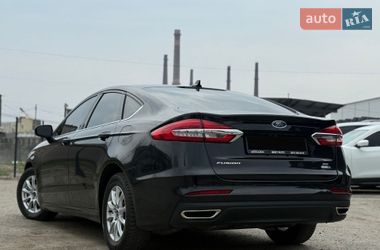 Седан Ford Fusion 2020 в Днепре