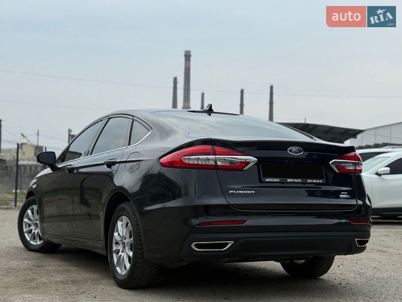 Седан Ford Fusion 2020 в Днепре