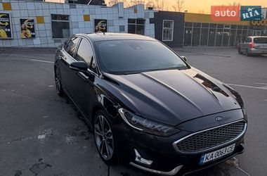 Седан Ford Fusion 2018 в Києві