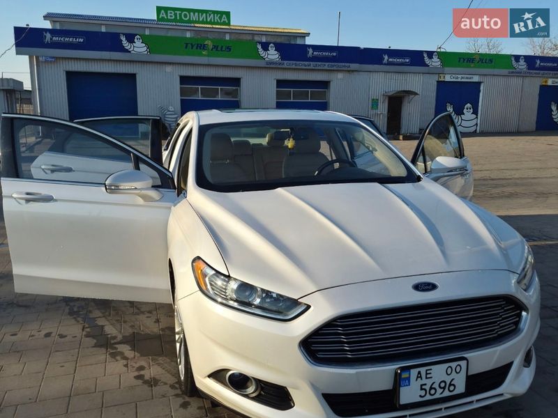 Ford Fusion 2012