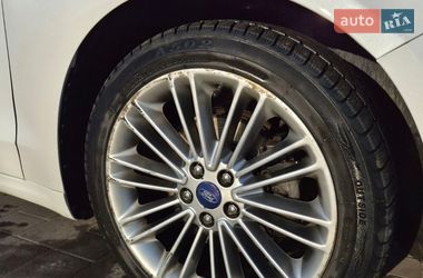Седан Ford Fusion 2012 в Кривом Роге