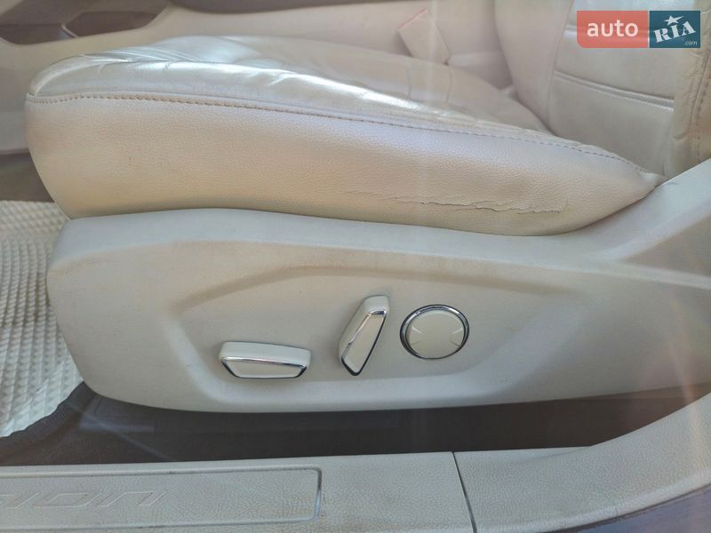 Седан Ford Fusion 2012 в Кривом Роге
