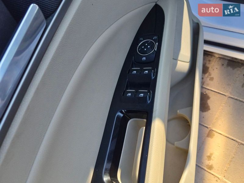 Седан Ford Fusion 2012 в Кривом Роге