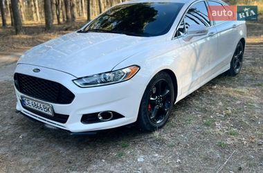 Седан Ford Fusion 2015 в Ровно