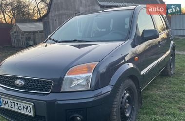 Седан Ford Fusion 2011 в Попельне