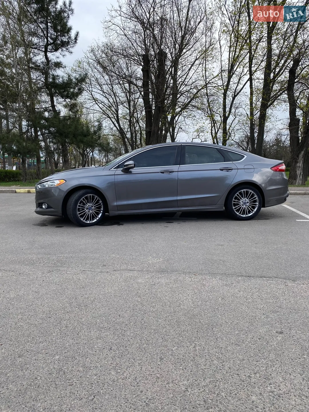 2013 Ford Fusion - мініатюра 18