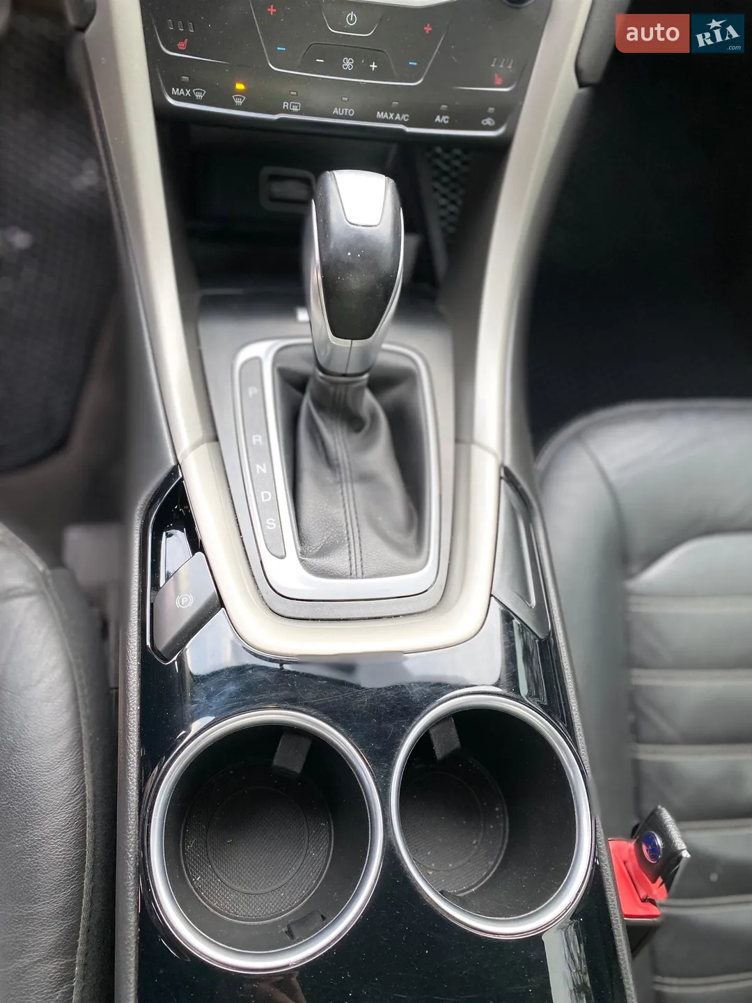 2013 Ford Fusion - мініатюра 31