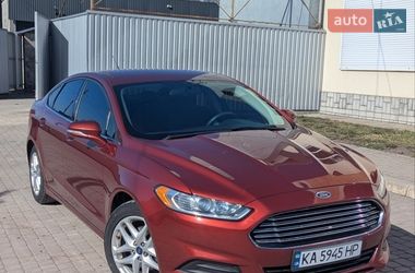 Седан Ford Fusion 2013 в Староконстантинове