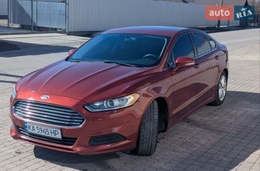Седан Ford Fusion 2013 в Староконстантинове