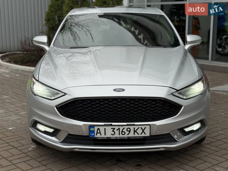 Седан Ford Fusion 2016 в Києві