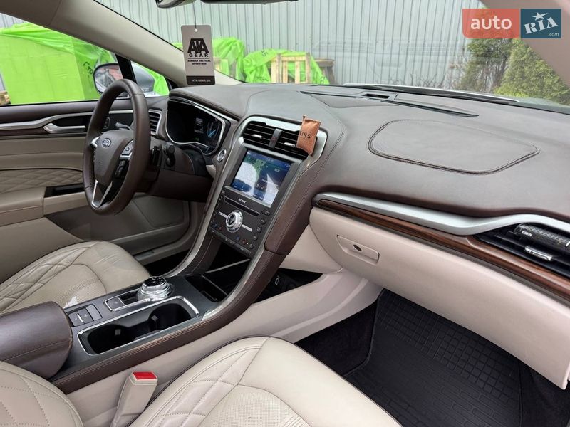 Седан Ford Fusion 2016 в Києві