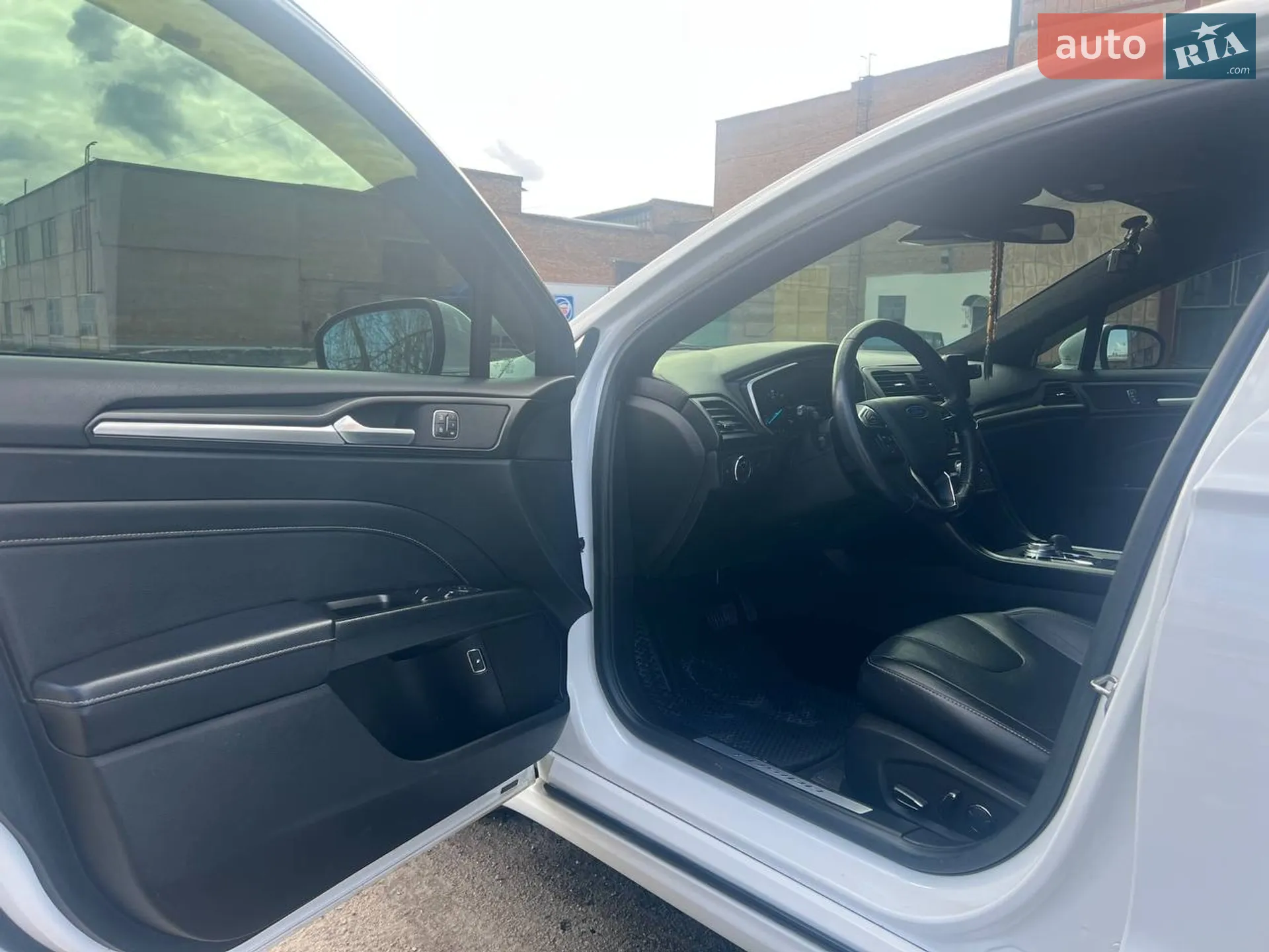 2019 Ford Fusion - мініатюра 17