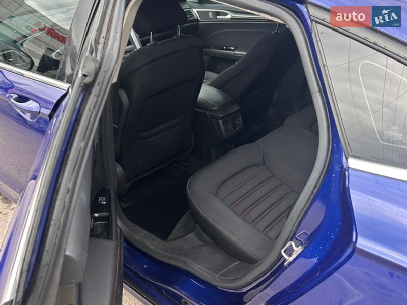 Седан Ford Fusion 2016 в Днепре