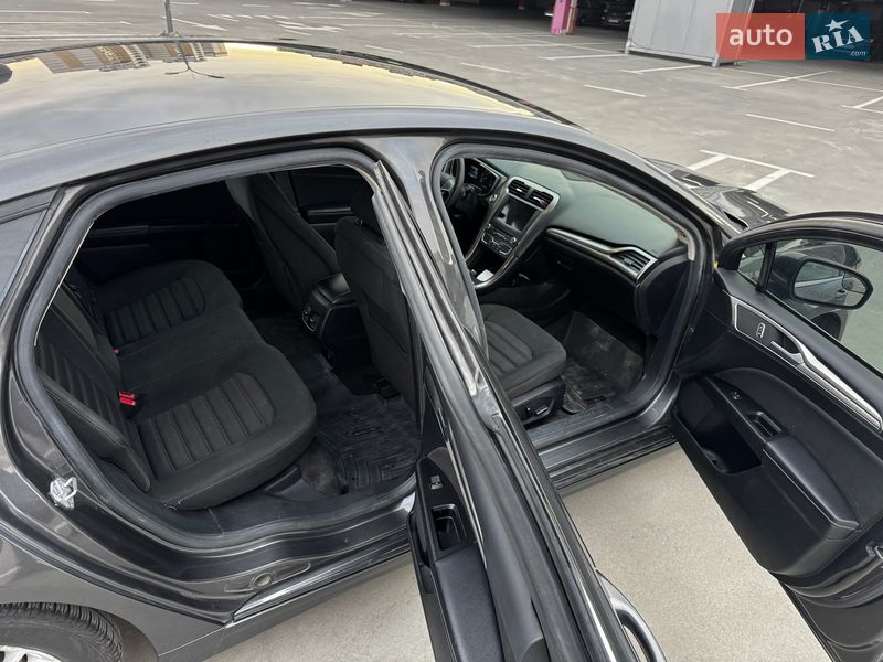 Седан Ford Fusion 2016 в Києві