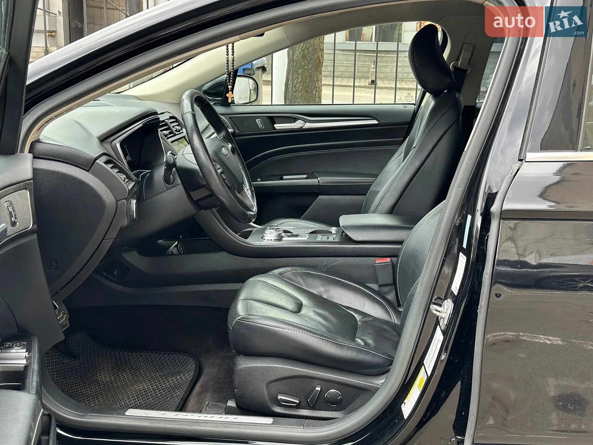 2017 Ford Fusion - мініатюра 32