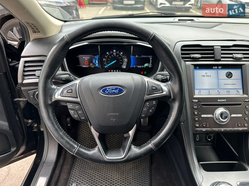 Седан Ford Fusion 2017 в Одесі