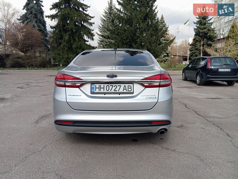 Седан Ford Fusion 2016 в Броварах