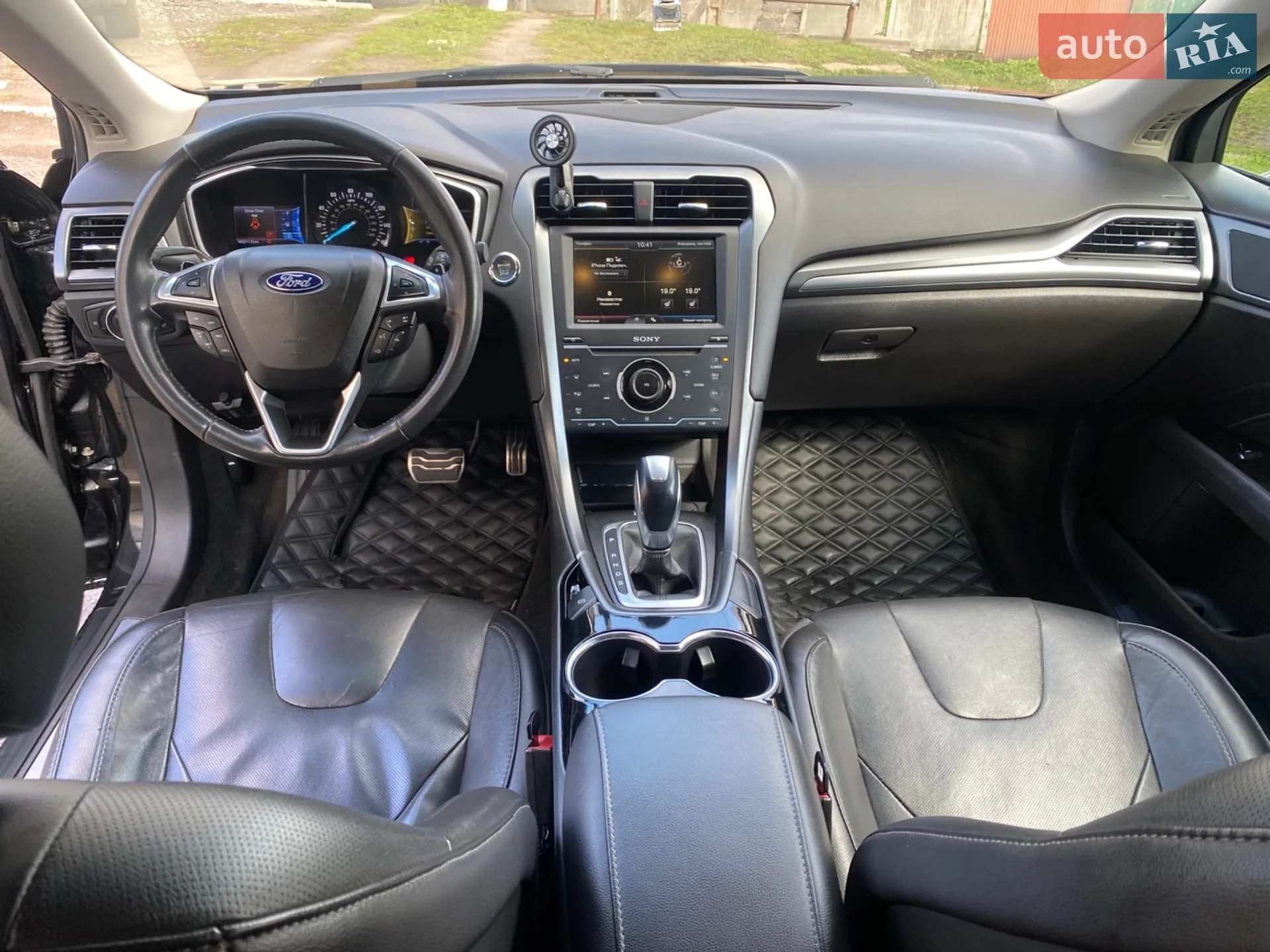 2013 Ford Fusion - мініатюра 16