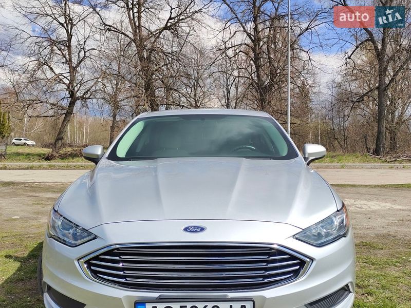 Седан Ford Fusion 2017 в Шостці